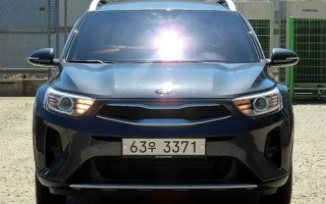스토닉 중고차 스토닉 가솔린 1.4 디럭스 매물 사진 13 - 2018/11 53,788km