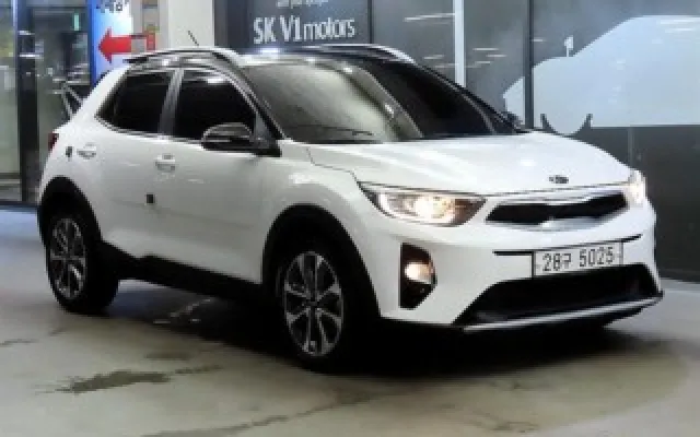 스토닉 중고차 스토닉 가솔린 1.4 프레스티지 매물 사진 1 - 2017/12 45,557km