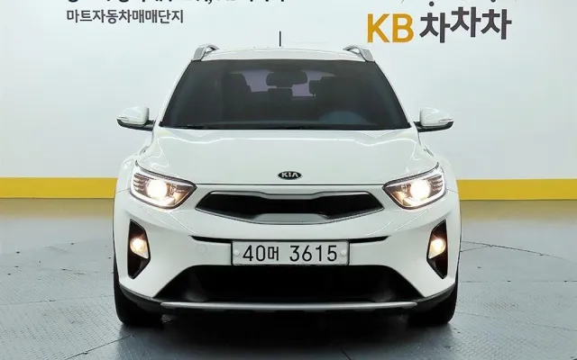 스토닉 중고차 스토닉 디젤 1.6 프레스티지 매물 사진 11 - 2018/06 213,257km
