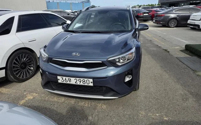 스토닉 중고차 스토닉 가솔린 1.4 프레스티지 매물 사진 18 - 2018/08 108,626km